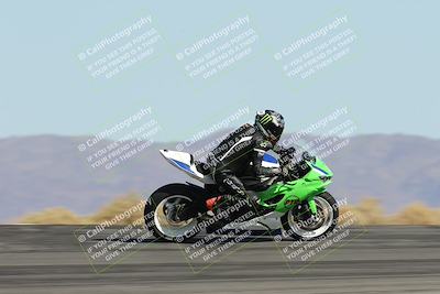 media/May-10-2025-Race Pace (Sat) [[db32fef2da]]/Vested/3-Bowl Set 1 (9am)/